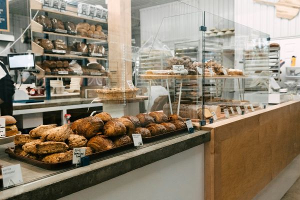Optimiser la durée de vie des pâtisseries avec une vitrine réfrigérée
